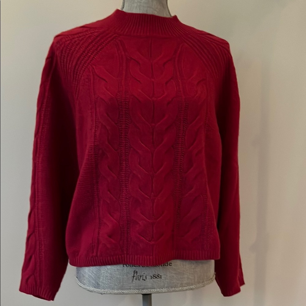 Banana Republic cashmere crew neck sweater